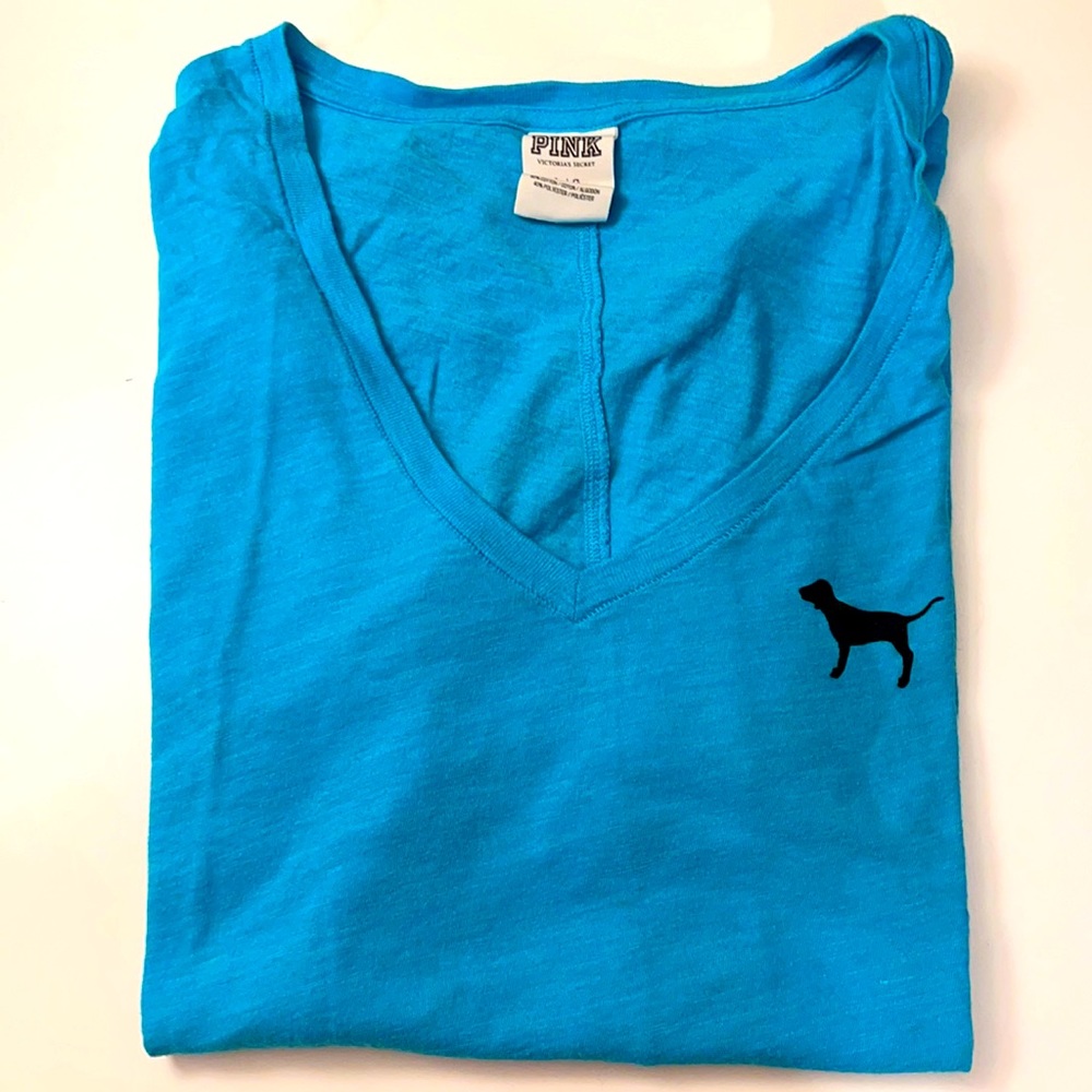 VS PINK V-NECK